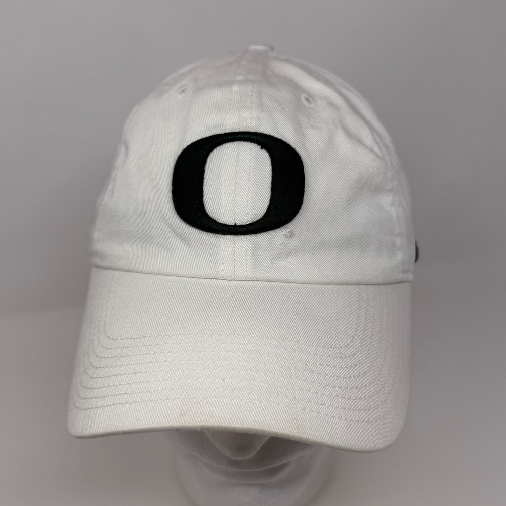 Nike Heritage86 Dri-FIT Oregon Ducks Hat White Adjustable Strapback Cap 27690X